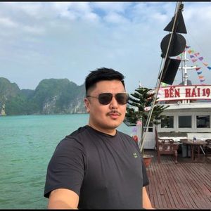 Meet your Posher, Trung